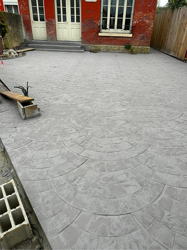 DS Béton Imprimé | Spécialiste du Béton Imprimé et Décoratif dans les Yvelines (78)