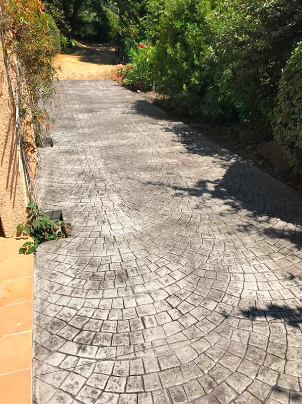 DS Béton Imprimé | Spécialiste du Béton Imprimé et Décoratif dans les Yvelines (78)