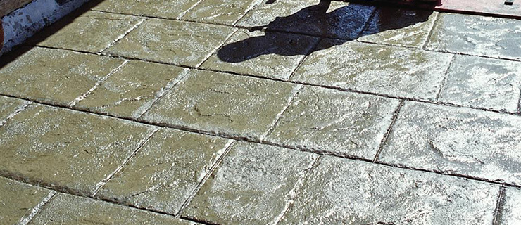 Béton Décoratif à Saint-Nom-la-Bretèche (78860) - DS Béton Imprimé